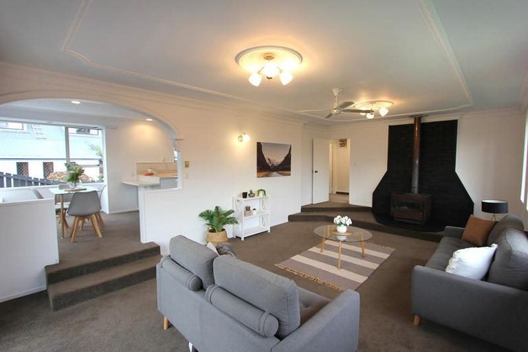 Photo of property in 55 Kinmont Crescent, Kinmont Park, Mosgiel, 9024