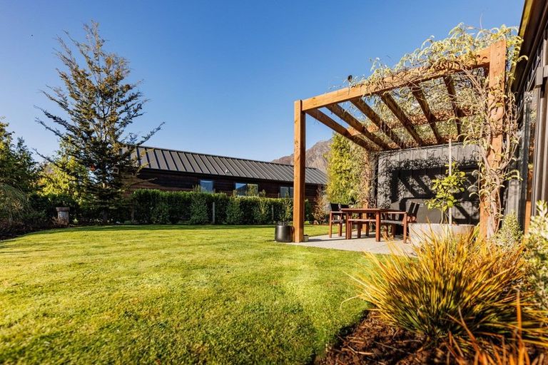 Photo of property in 42 Mcadam Drive, Jacks Point, Queenstown, 9371