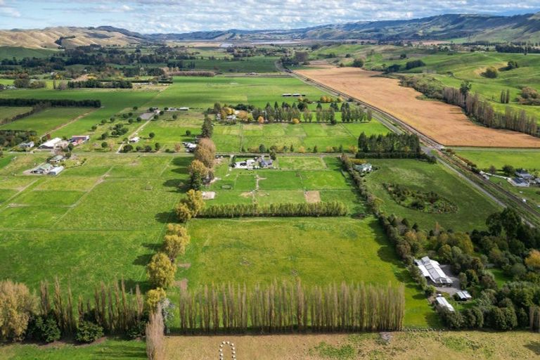 Photo of property in 25 Malcolm Road, Poukawa, Hastings, 4178