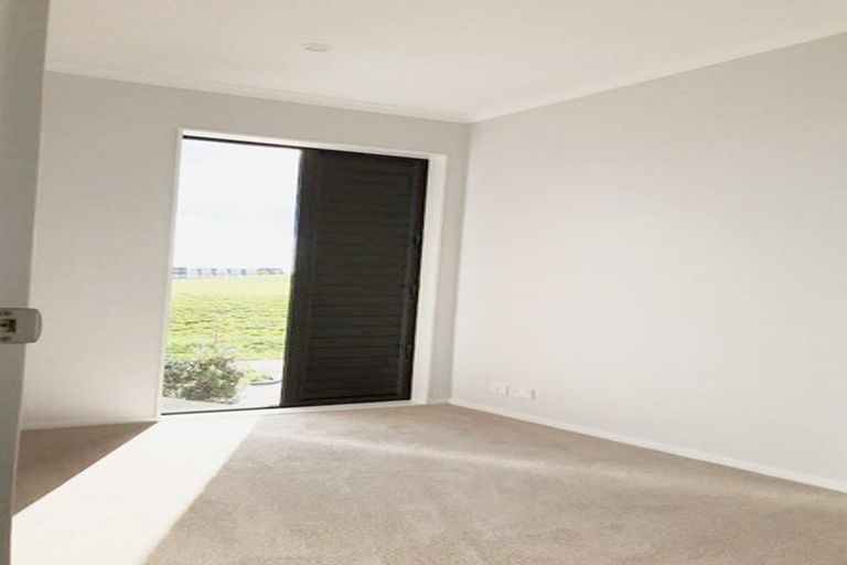 Photo of property in 15 Wallace Road, Hobsonville, Auckland, 0616