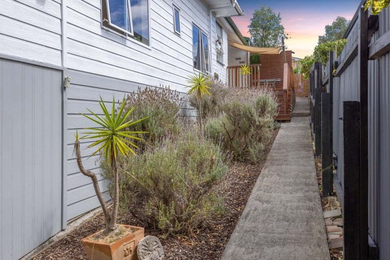 Photo of property in 9 Seddon Road, Frankton, Hamilton, 3204