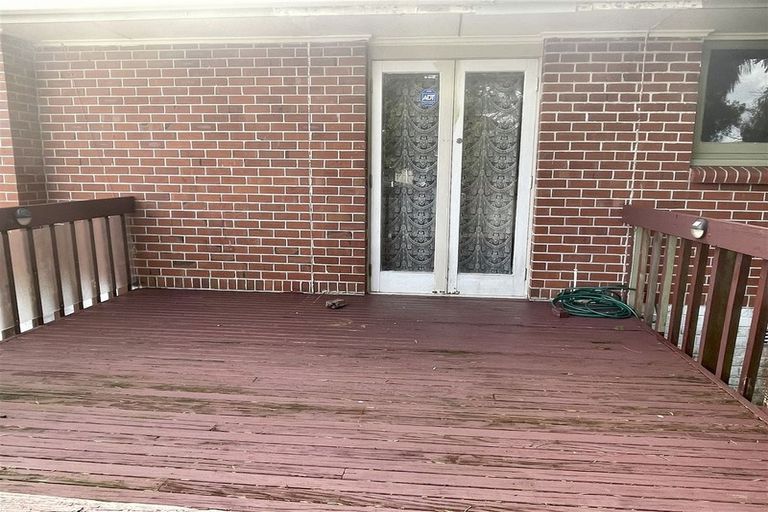 Photo of property in 29 Awaroa Road, Sunnyvale, Auckland, 0612