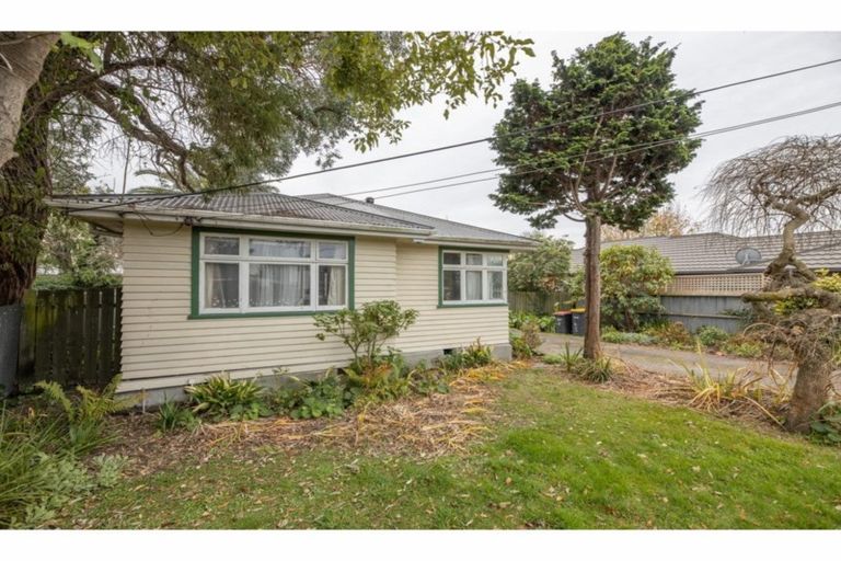 Photo of property in 17 Patten Street, Avonside, Christchurch, 8061