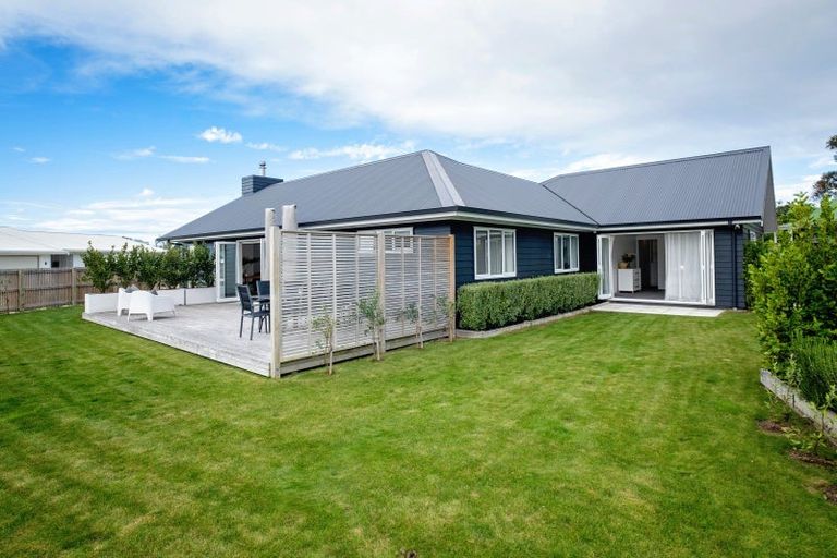 Photo of property in 3 Circuitt Lane, Te Awanga, 4102