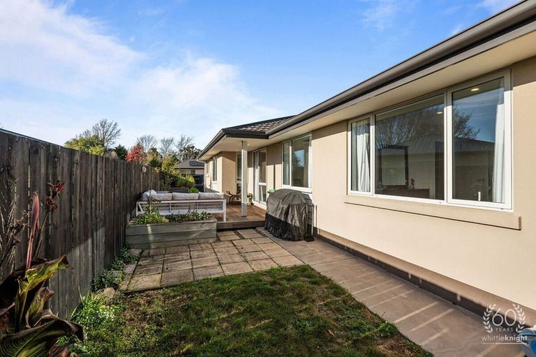 Photo of property in 130a Halswell Junction Road, Halswell, Christchurch, 8025