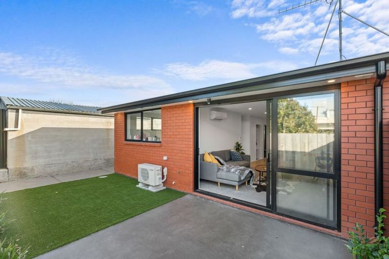 Photo of property in 6d Avonhead Road, Avonhead, Christchurch, 8042