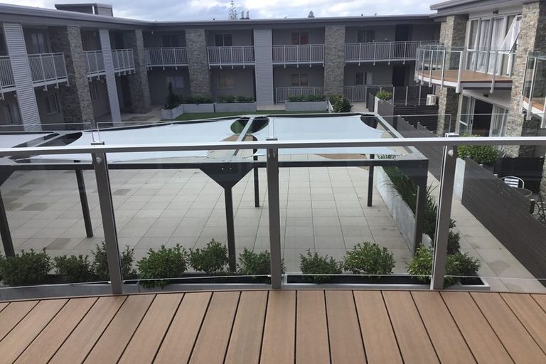 Photo of property in 311/252 Centreway Road, Orewa, 0931