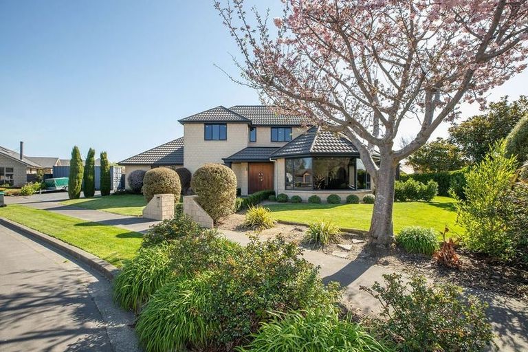 Photo of property in 2 Armour Place, Halswell, Christchurch, 8025