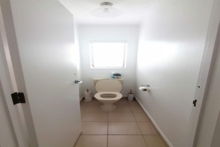 Photo of property in 53c Church Road, Taradale, Napier, 4112