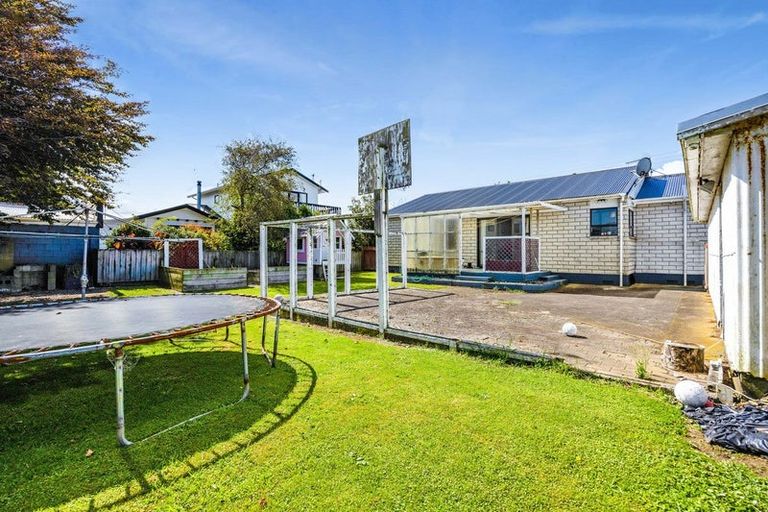 Photo of property in 293 Glover Road, Hawera, 4610