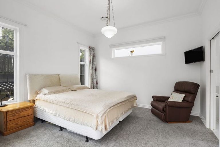 Photo of property in 28 Trent Street, Island Bay, Wellington, 6023