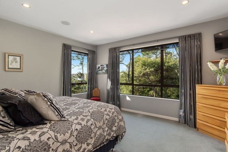 Photo of property in 7 Aberley Road, Schnapper Rock, Auckland, 0632