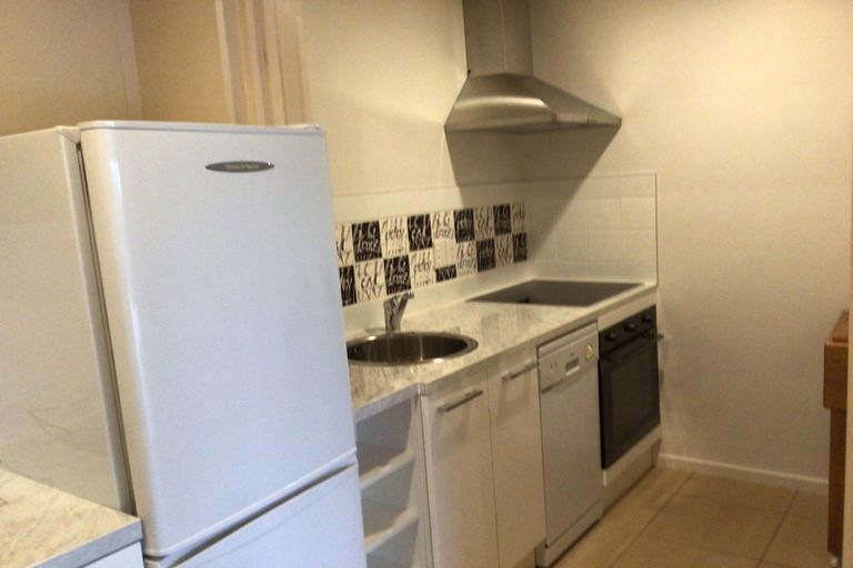 Photo of property in 76 Glenstrae Road, Redcliffs, Christchurch, 8081