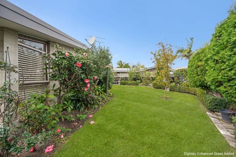 Photo of property in 72 Puketapu Road, Taradale, Napier, 4112