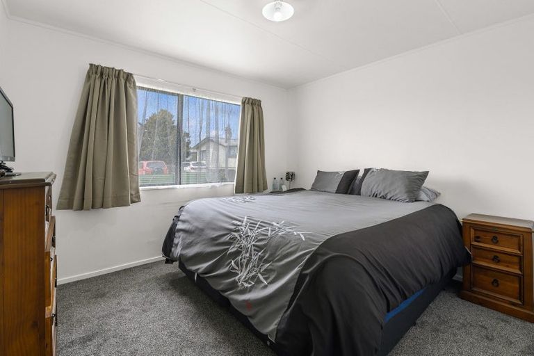 Photo of property in 33 Sunrise Avenue, Owhata, Rotorua, 3010