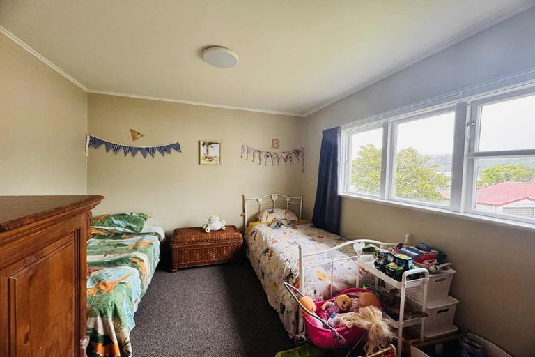 Photo of property in 2/18 Eldon Grove, Taita, Lower Hutt, 5019