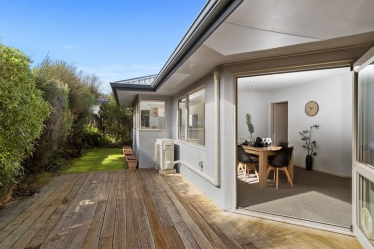 Photo of property in 69 Dalton Drive, Papamoa Beach, Papamoa, 3118