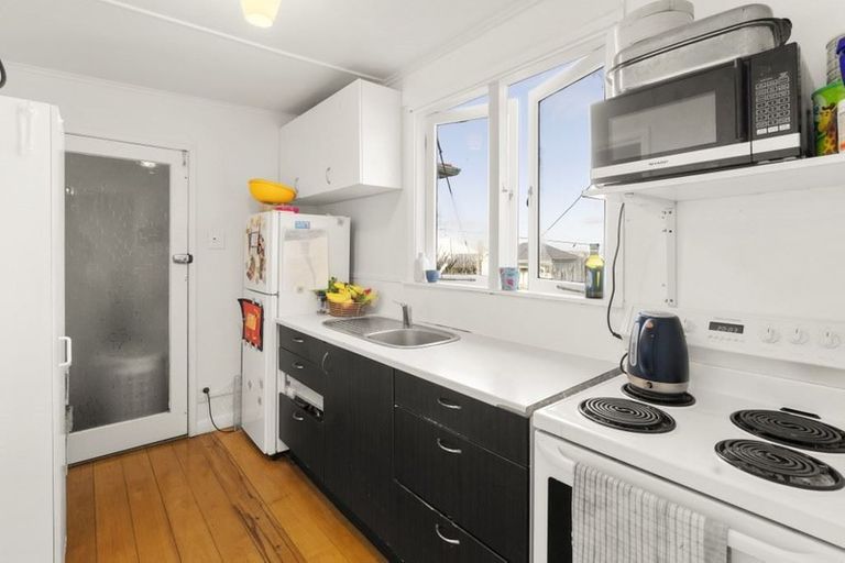 Photo of property in 81 Palmerston Road, Birkenhead, Auckland, 0626