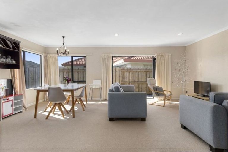 Photo of property in 699 Gloucester Road, Papamoa Beach, Papamoa, 3118