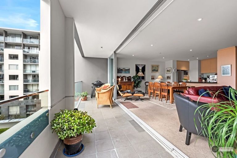 Photo of property in Sanctum Apartments, 41/10b Ebor Street, Te Aro, Wellington, 6011