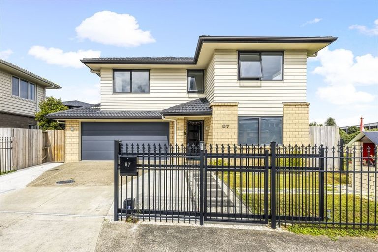 Photo of property in 87 Naylors Drive, Mangere, Auckland, 2022