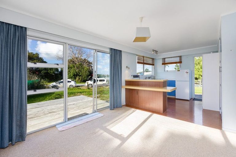 Photo of property in 2 Okahukura Road, Tapora, Wellsford, 0977