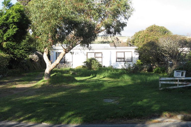 Photo of property in 25 Dale Road, Raumati South, Paraparaumu, 5032