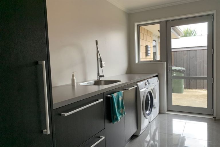 Photo of property in 7 Whakatipu Street, Pegasus, 7612