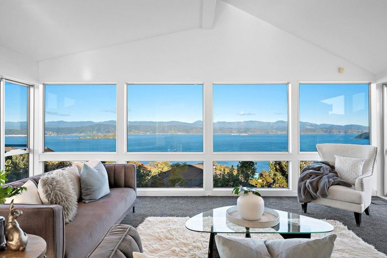 Photo of property in 127 Homebush Road, Khandallah, Wellington, 6035