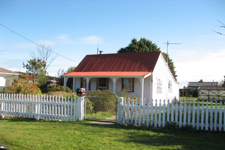 Photo of property in 9 Sale Street, Ross, 7812