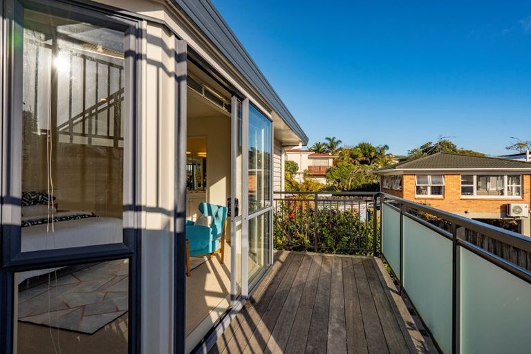 Photo of property in 2/31 Clovelly Road, Bucklands Beach, Auckland, 2012