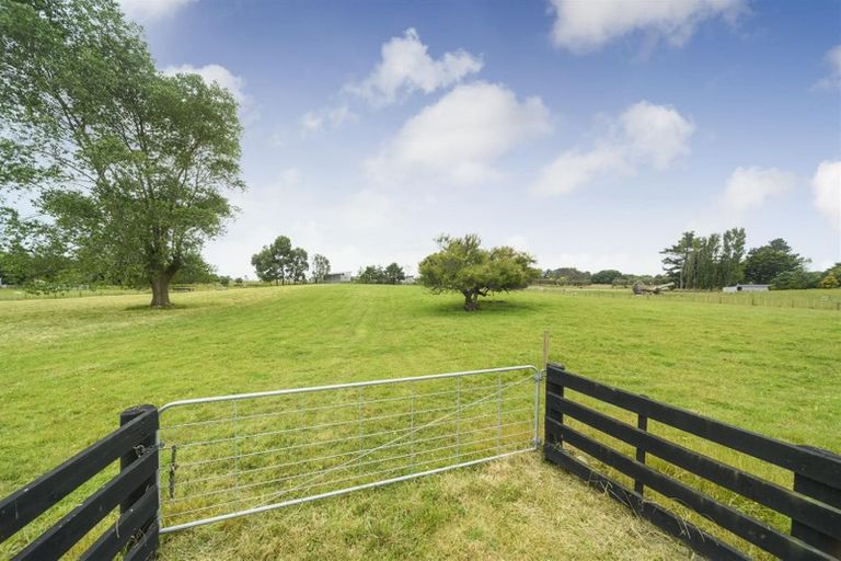 Photo of property in 40 Pukepapa Road, Marton, 4710