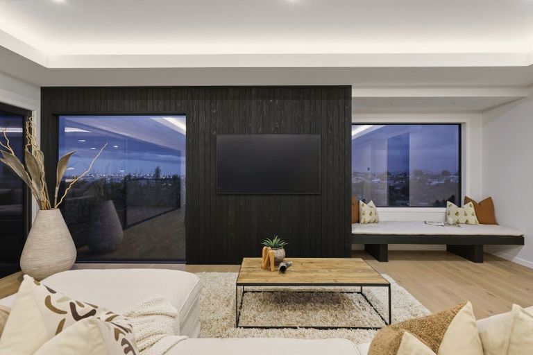 Photo of property in 58a Hinewa Road, Otumoetai, Tauranga, 3110