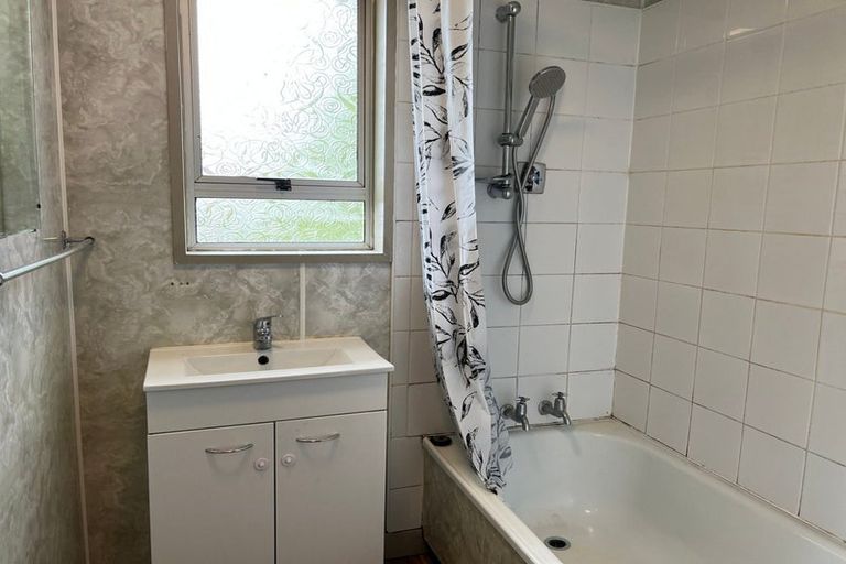 Photo of property in 142 Saint Albans Street, St Albans, Christchurch, 8014