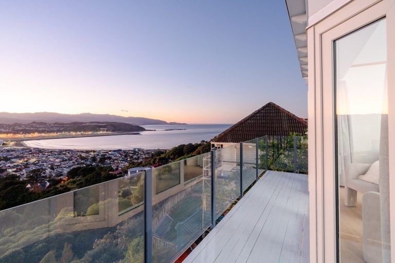 Photo of property in 17 Hornsey Road, Melrose, Wellington, 6023