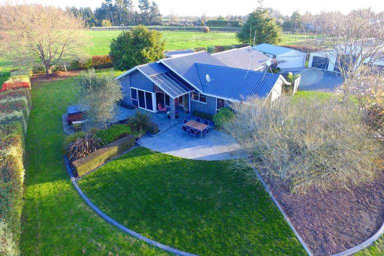 Photo of property in 258 Thornton Road, Cambridge, 3496