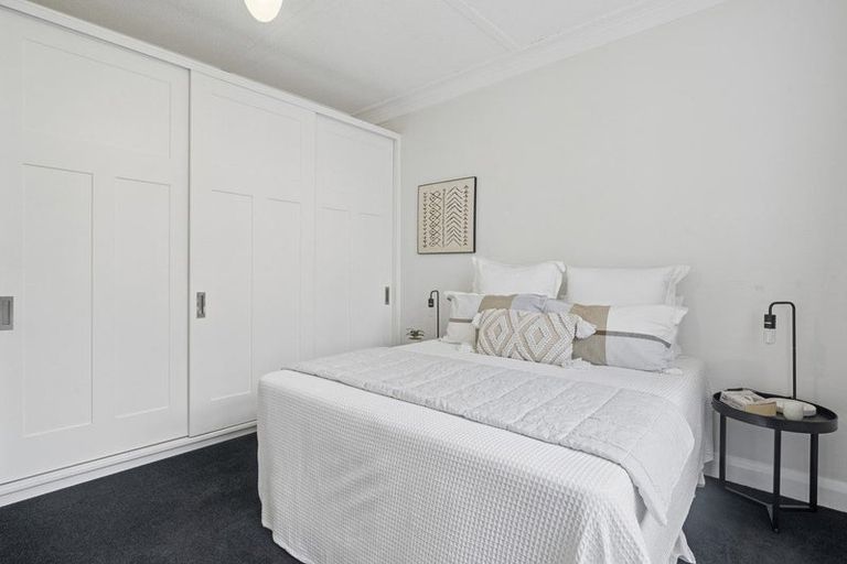 Photo of property in 21 Burrows Avenue, Karori, Wellington, 6012