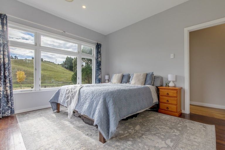 Photo of property in 66 Watts Street, Waipawa, 4210