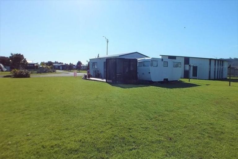 Photo of property in 156 Harbour Drive, Matarangi, Whitianga, 3592