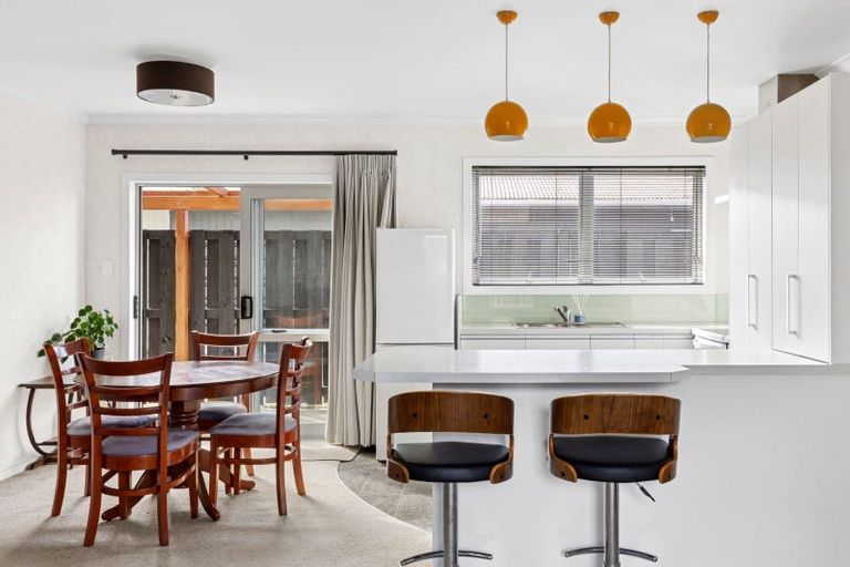 Photo of property in 2a Everest Lane, Cambridge, 3434