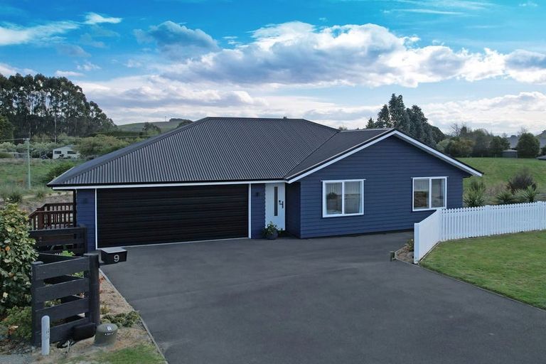 Photo of property in 9 Grove Avenue, Weston, Oamaru, 9401