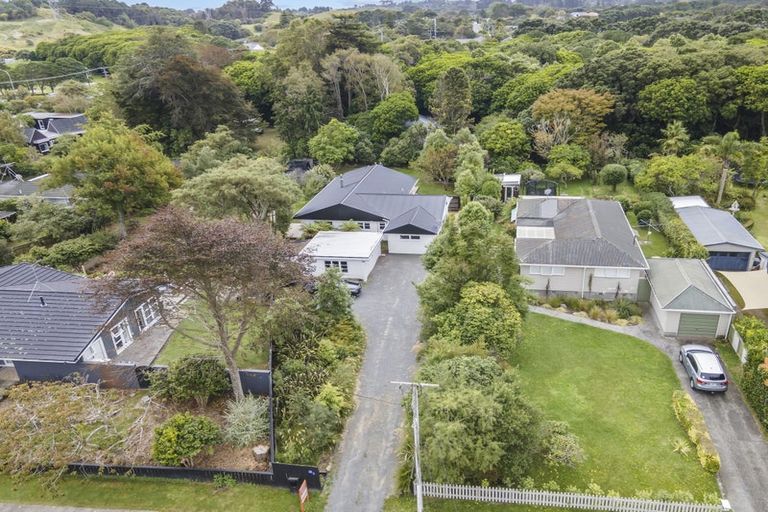Photo of property in 73 Kohekohe Road, Waikanae, 5036