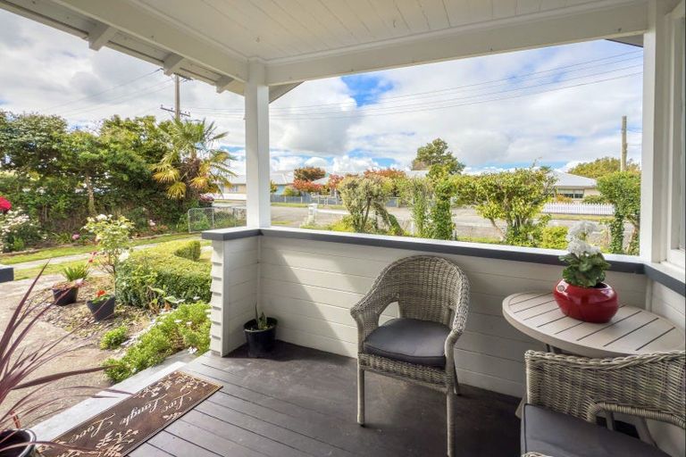 Photo of property in 45 Cambridge Terrace, Masterton, 5810