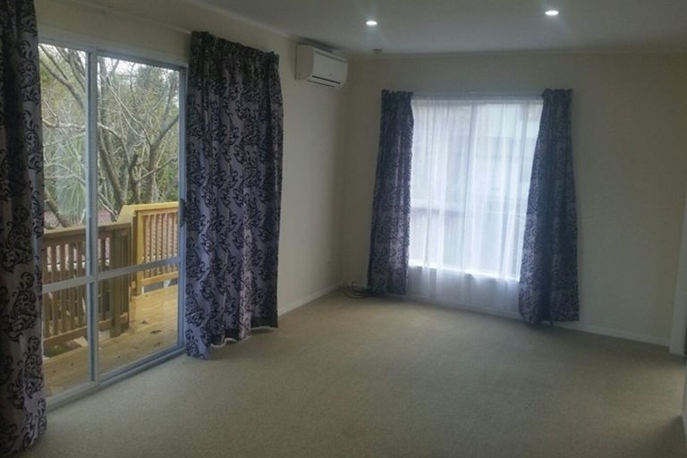 Photo of property in 59 Mcclintock Road, Massey, Auckland, 0614