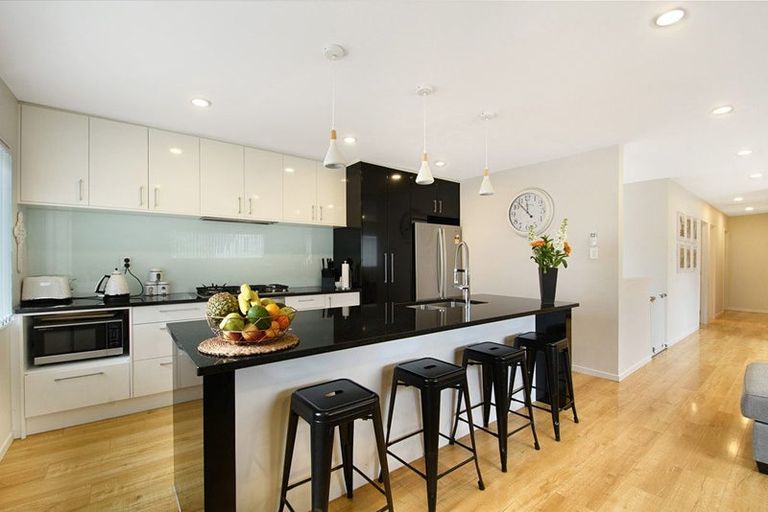 Photo of property in 149 Tiriwa Drive, Massey, Auckland, 0614