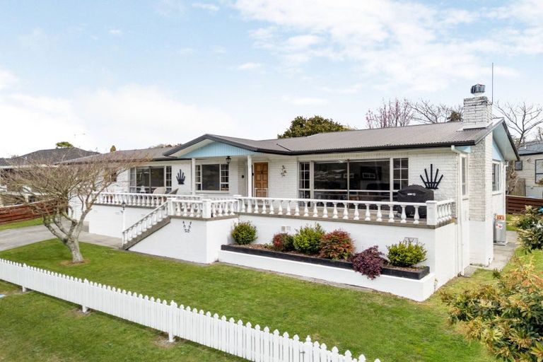 Photo of property in 4 Byron Street, Leamington, Cambridge, 3432