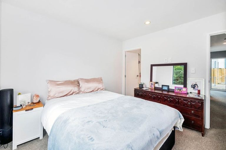 Photo of property in 64 Makamaka Lane, Albany Heights, Auckland, 0632