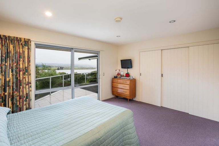 Photo of property in 28 Nore Street, Waihola, Milton, 9073