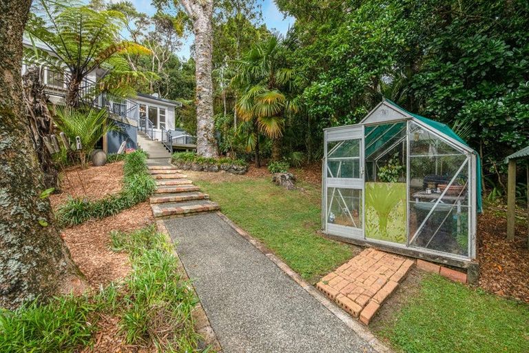 Photo of property in 10 Westridge Road, Titirangi, Auckland, 0604