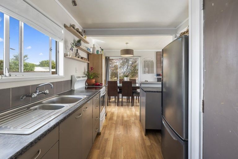 Photo of property in 9 Thackeray Place, Owhata, Rotorua, 3010